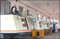 無錫港盛港口機(jī)械 深耕港口設(shè)備領(lǐng)域，傳承卓越制造精神